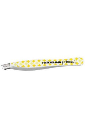 Benefit - Pointed Slanted Tweezer in Yellow