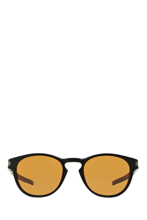  Oakley Latch 386984 Polarised Sunglasses in Black 