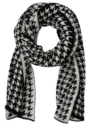  Piper Knitted Houndstooth Scarf 