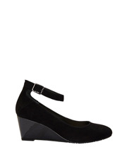 black pumps myer